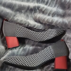 Beta Brand Starter Heel Women's Pump